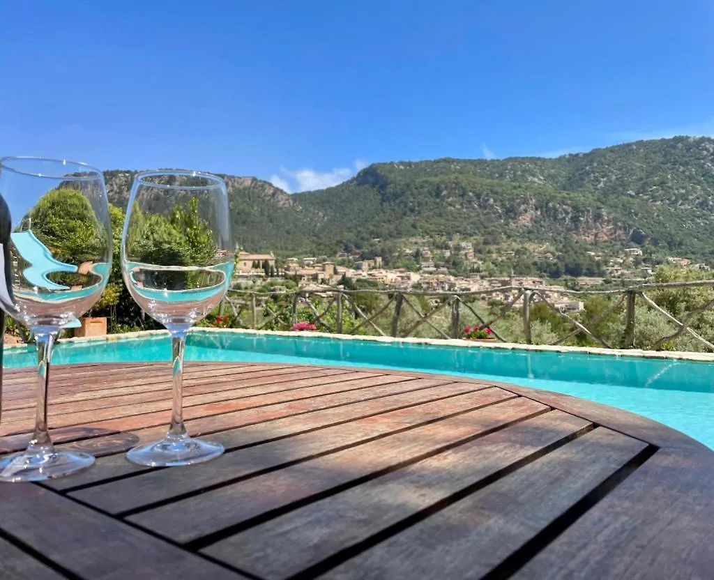 Fabulous Rustic Villa Set On Mountain With Unique Views Valldemossa